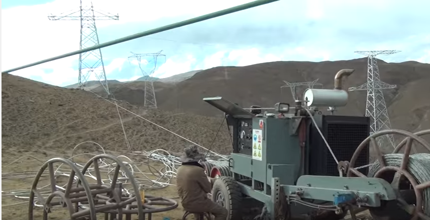 Últimos blogs de la empresa sobre For 500kv overhead line transmission tools project,what tools and equipments are must?