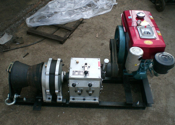 comprar Torbellino de 5 toneladas con motor diesel para el tirón de cables pesados en la construcción de líneas de transmisión online manufacture