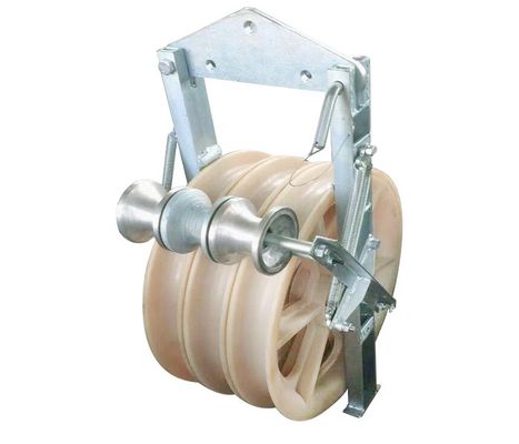 comprar La línea de transmisión equipa al conductor Stringing Block Pulley con poner a tierra las ruedas online manufacture
