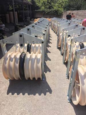 Bloques de tendido de nailon MC de 508–916 mm de gran diámetro, carga nominal de 20–150 kN, 7 poleas, para tracción de cables de líneas de transmisión